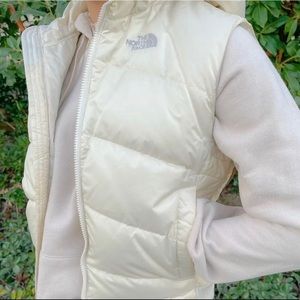 ‼️SOLD‼️North Face puffer vest